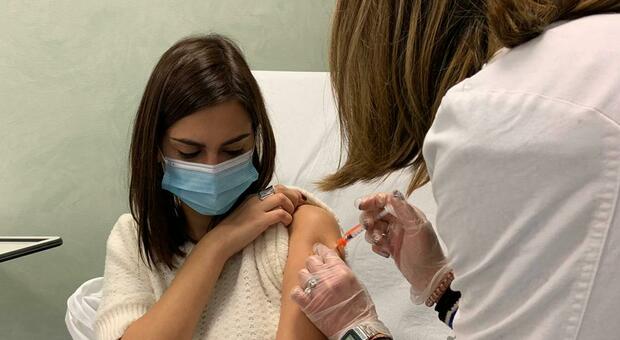 Vaccini, partita la Fase 1 in Puglia. Somministrate in un giorno 1.558 dosi, il triplo del V-day