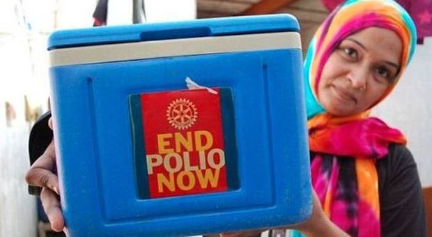 Pakistan, la guerra degli infermieri contro la poliomielite: «Sfidiamo i talebani e salviamo vite»