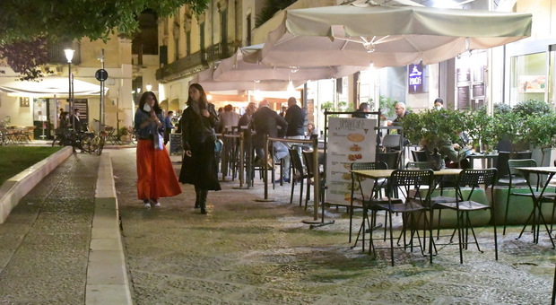 Lecce, spazi-extra ai tavolini della Movida: nuova proroga per il Covid fino al 31 marzo