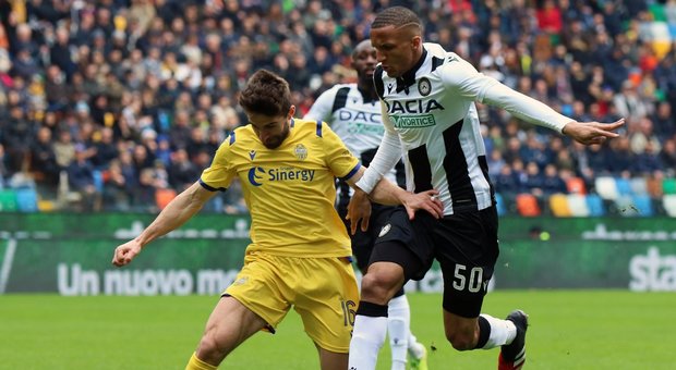 Il Verona resiste a Udine: portieri protagonisti, è solo 0-0
