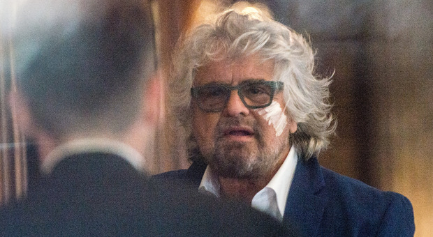 Beppe Grillo torna in tv? Il Foglio: «Contatti avviati». La risposta del manager