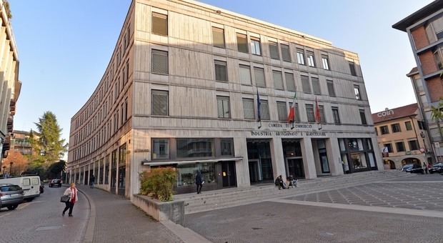 La Camera di Commercio di Treviso riduce gli spazi