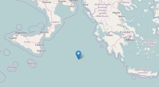 L'epicentro della scossa in mare (OpenStreetMap/Ingv)