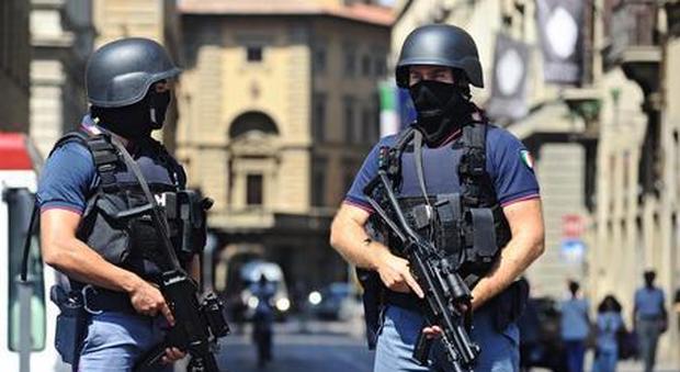 Isis, estradato in Italia l'arruolatore dei foreign fighters