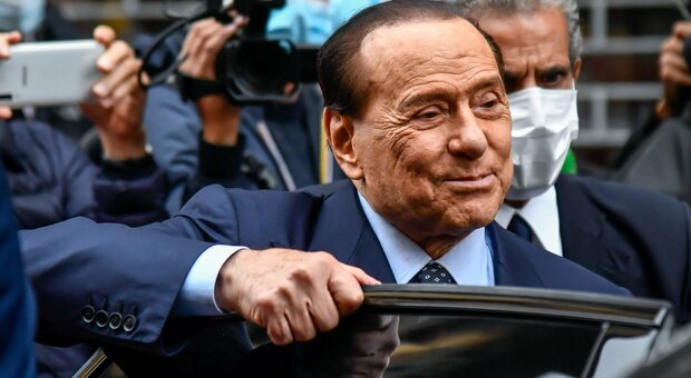 Berlusconi sente Draghi, da Forza Italia fiducia al governo: sostegno alla delega fiscale