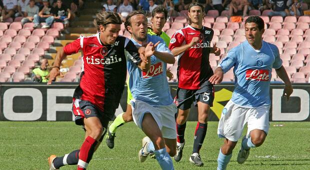 Gli azzurri Cupi e Gargano nella partita Napoli-Cagliari il 26 agosto 2007 allo stadio San Paolo