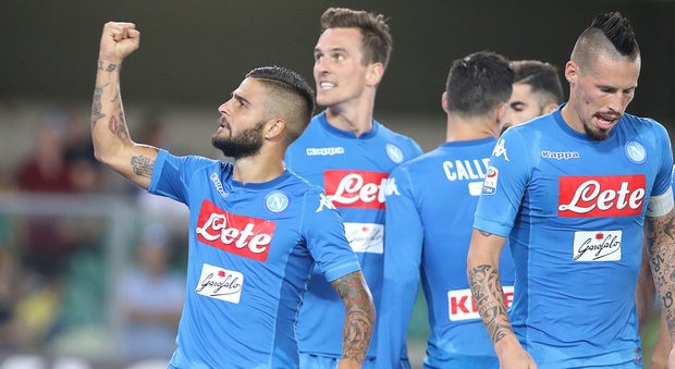 Il Napoli risponde alla Juve, Verona sconfitto 3-1