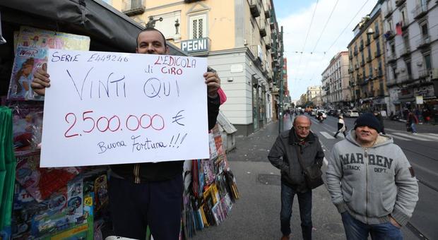 Lotteria Italia, c'è un nuovo milionario a Napoli: «Ma è possibile che sia un turista»