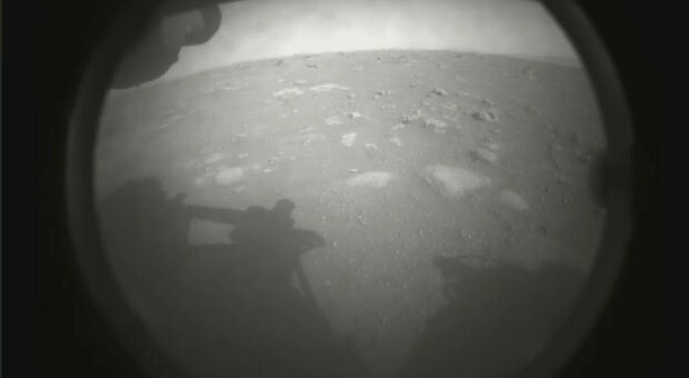Marte Perseverance diretta dalle 21: picchiata a 20mila kmh, poi frenata con una gru (e 7 minuti di terrore)