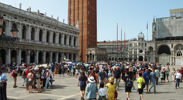 Venezia, come pagare 5 euro per entrare: le date, gli esenti e le multe. Registrazioni per la tassa d'accesso al via dal 16 gennaio