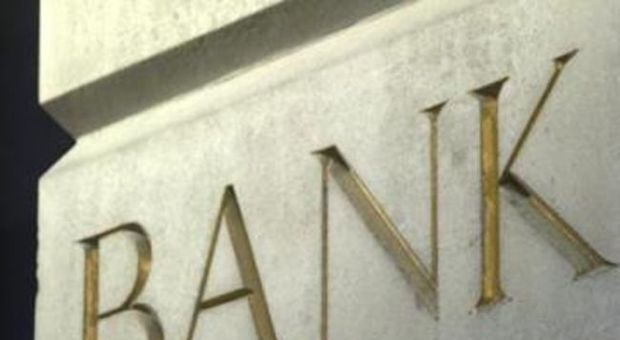 Bancari in tensione su rialzo spread BTP-Bund