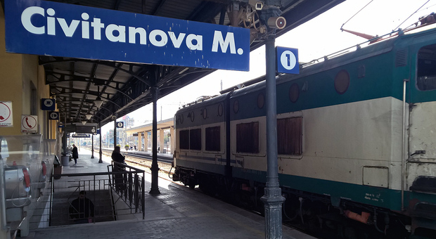 Civitanova, si sente male alla stazione: aveva ingerito ovuli con eroina per 30mila euro