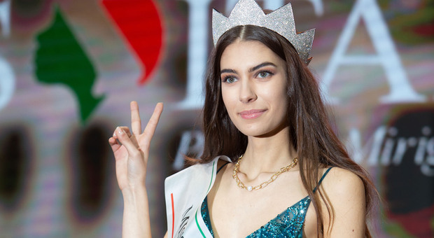 Miss Italia 2020 è la romana Martina Sambucini. La corona torna nella Capitale dopo 27 anni
