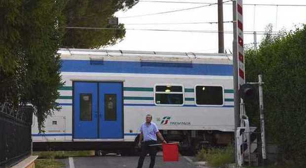 Passaggi a livello in tilt sulla linea ferroviaria Velletri-Roma