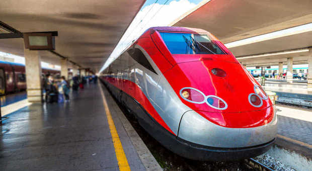 Soppressione treni Frecciarossa da Salerno a Roma, ira De Luca jr