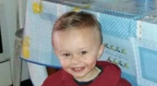 Un anno fa l'omicidio del piccolo Gabriel: silenzio e preghiere a Piedimonte San Germano