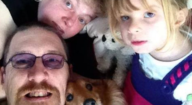 Annega figlia di 6 anni e i cani E si uccide: voleva punire l'ex moglie