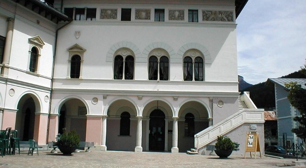 Il municipio di Santo Stefano