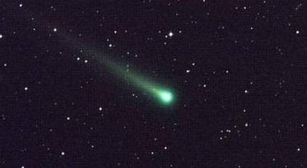 La cometa di Natale sfiora la Terra