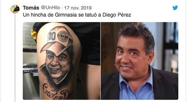 Tifoso si tatua Maradona su una gamba, ma il risultato è esilarante