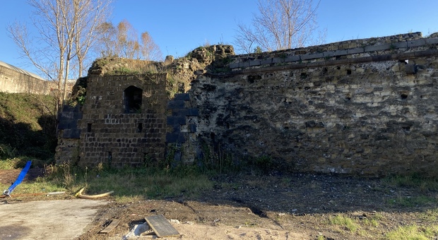 Forte di Vigliena, l'interrogazione: «Deplorevole abbandono nel monumento storico»