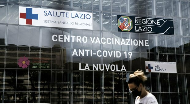 Attacco hacker Regione Lazio, ritardi per i Green Pass: niente ferie ai dipendenti per recuperare