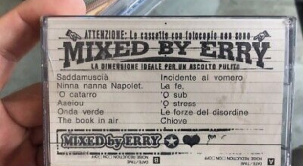 "Mixed by Erry", l'esemplare falso originale su eBay a 125 euro
