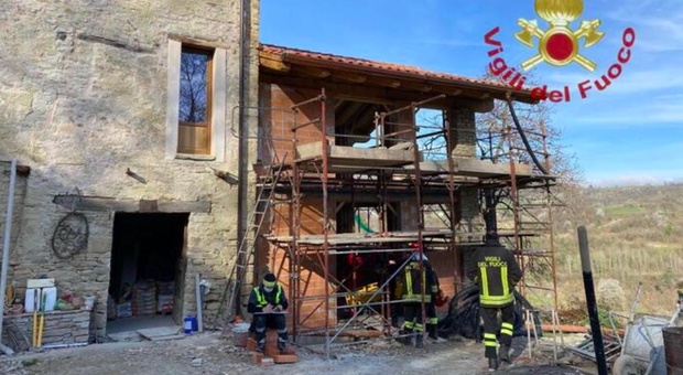 Cuneo, due incidenti sul lavoro a distanza di poche ore: morti due operai