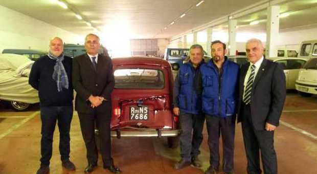 Ecco l'auto dove fu trovato il corpo di Aldo Moro: la Renault 4 delle Brigate Rosse 36 anni dopo