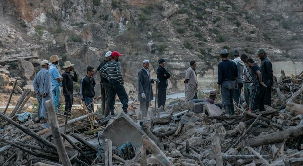 Marocco, sale a 2.500 il bilancio delle vittime Il team italiano: in alcune zone nessun soccorso