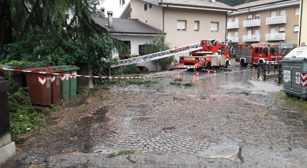 Maltempo in Friuli: 60 comuni colpiti, danni ingenti Blackout in Carnia