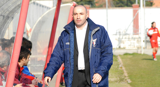 Omar Manuelli, 45 anni, nuovo allenatore della Pergolese