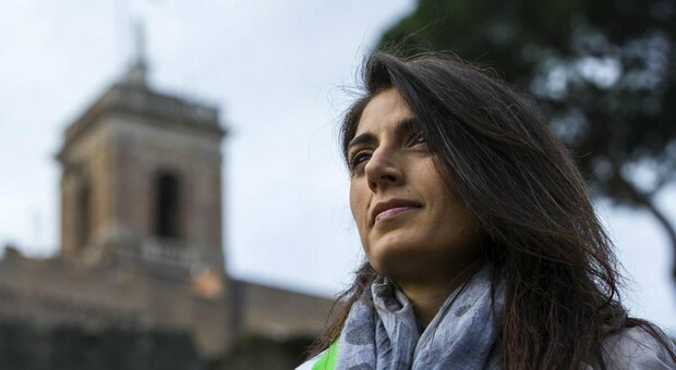 Roma, Fico: «Virginia Raggi vuole candidarsi e il movimento l'appoggia»