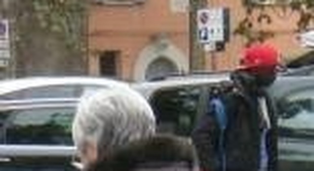 Senigallia, parcheggiatore abusivo sorpreso 4 volte: parte la denuncia