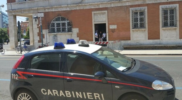 Carabinieri in Comune a Latina, acquisiti i documenti del nuovo centro commerciale in via del Lido