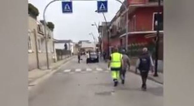 Pietre contro auto e nogozi, paura nel Salernitano: ferito un carabiniere, arrestato nigeriano