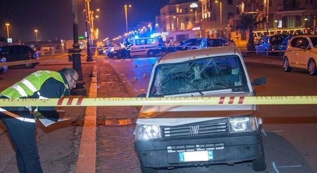 Ostia, anziani investiti e uccisi sulle strisce pedonali: l'automobilista condannato a 5 anni e 8 mesi