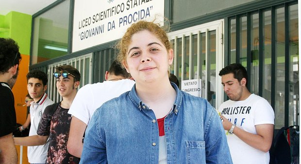 Salerno, la 22enne investita dall'auto di De Luca: «Se quel permesso fosse annullato, sarebbe meglio per tutti»