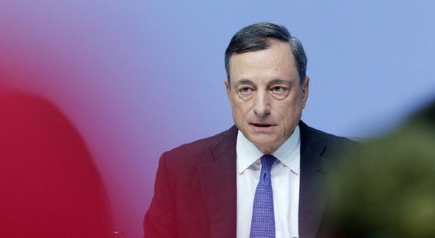 Bce, Draghi: ripresa Eurozona più lenta. Tagliate stime pil e inflazione