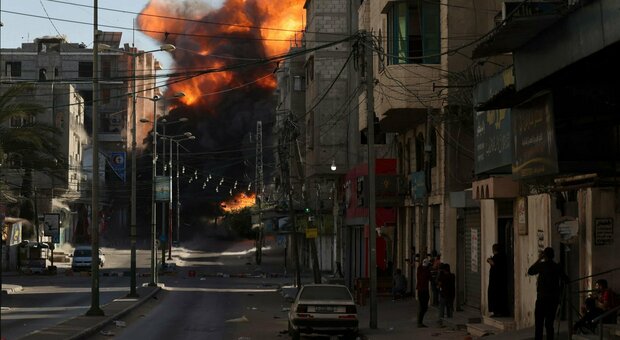 Israele, raid su Gaza. Razzi contro Beersheba e Ashkelon