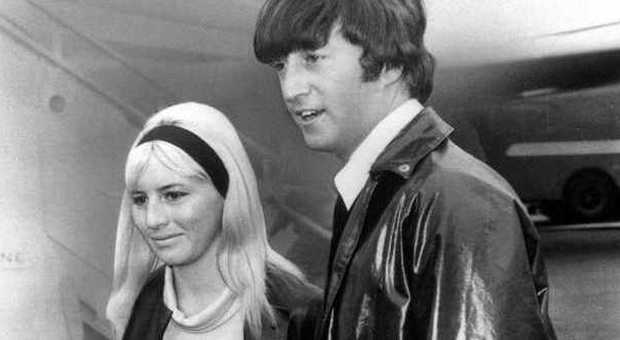 Cynthia e John Lennon