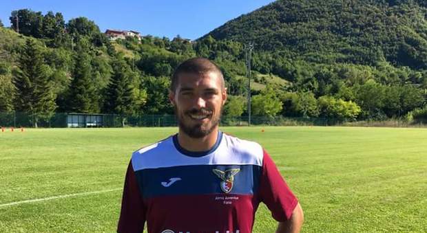 Luciano Gualdi, centrocampista classe -89