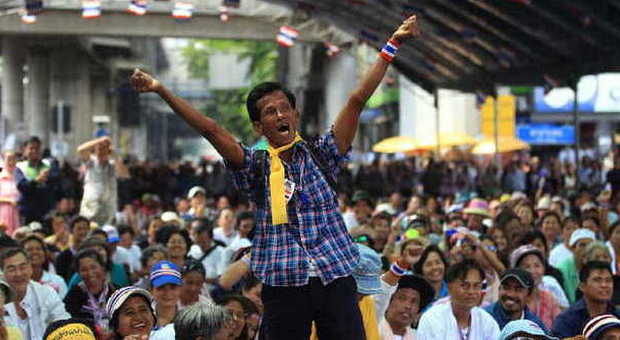 Manifestanti in Thailandia