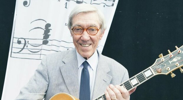 Morto Franco Cerri, grande chitarrista di jazz. Divenne famoso anche grazie allo spot dell'Uomo in ammollo: aveva 95 anni