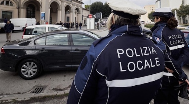 La polizia locale a Fontivegge