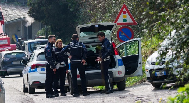 Tragedia a Perugia, ragazzo di 17 anni investito e ucciso da un furgone mentre va a scuola