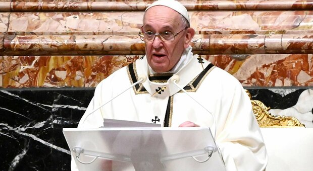 Natale, papa Francesco dona 4.000 tamponi ai senzatetto di Roma