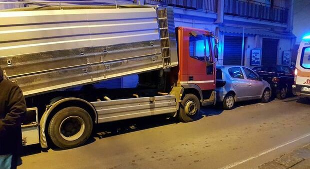 Operaio edile schiacciato da un camion, tragedia a Nocera