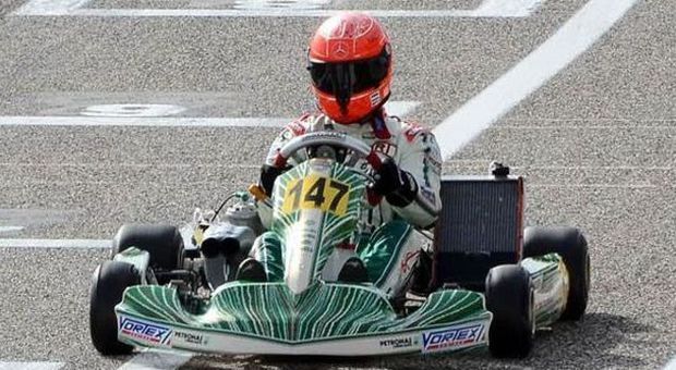Schumacher sulla pista dei kart e Sarno va in delirio