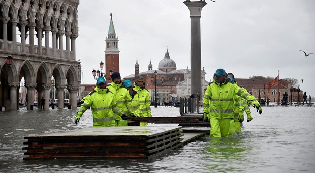 Bufera sul post de IlMeteo: è ancora il caso di aiutare Venezia?